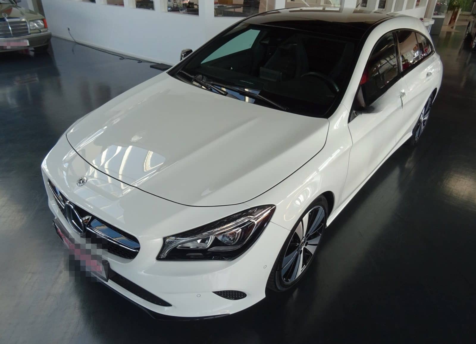 Mercedes-Benz CLA 200 SB Urban/ Autom./ Navi/ LED/ Night/ Pano foto 3