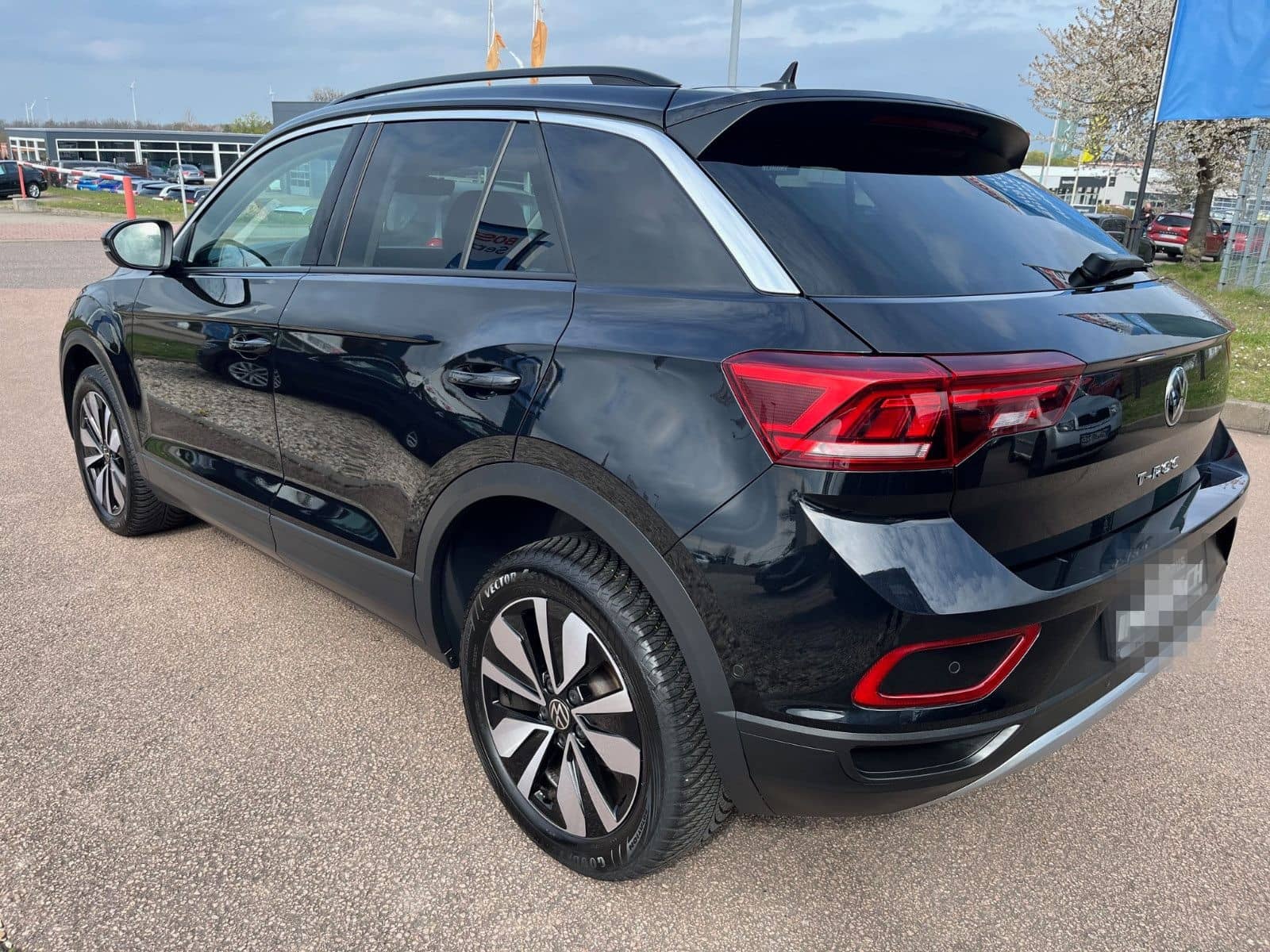 Volkswagen T-Roc Goal mit LED+PDC+NAVI+GARANTIE foto 7