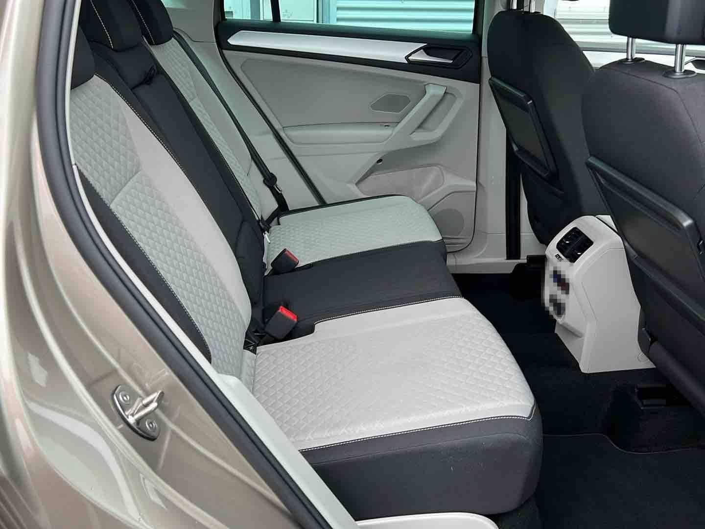 Volkswagen Tiguan 2.0 TDI DSG Comfortline *LED, App, ACC* foto 13