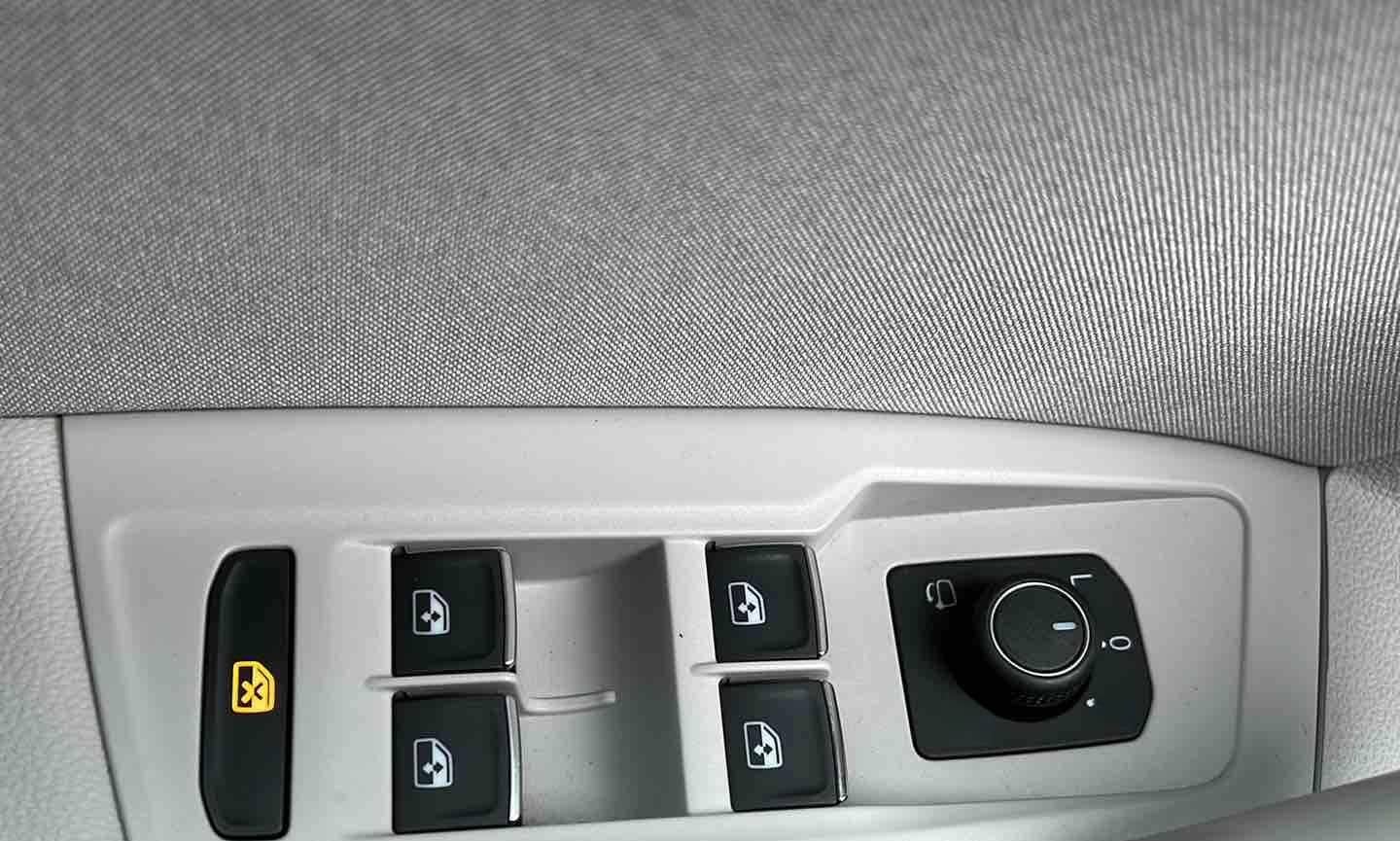 Volkswagen Tiguan 2.0 TDI DSG Comfortline *LED, App, ACC* foto 15