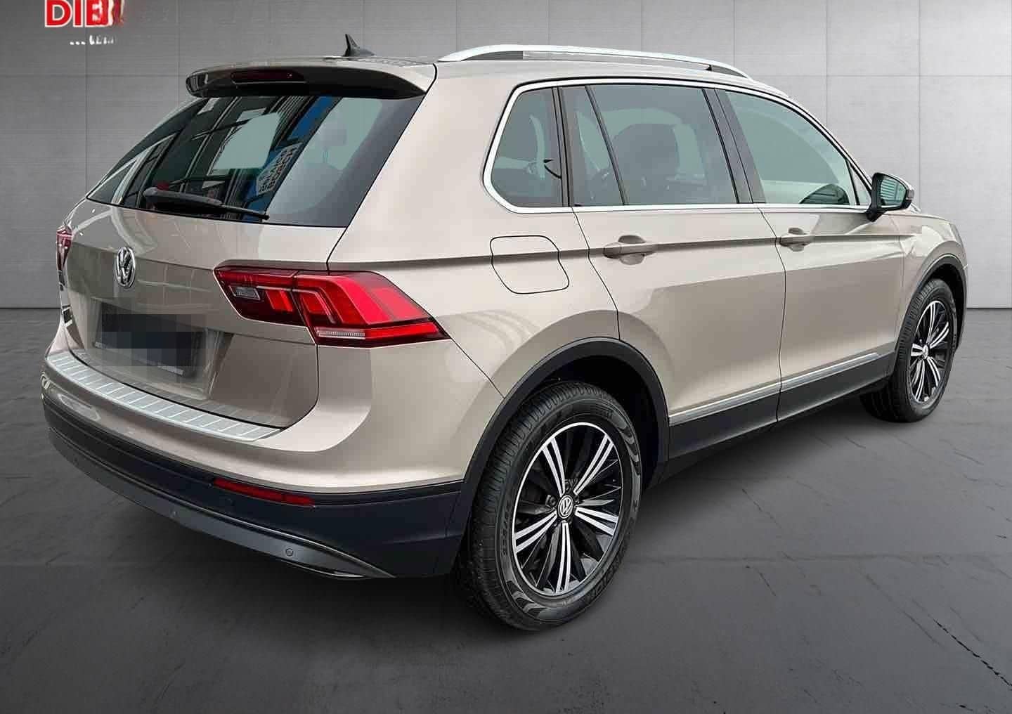 Volkswagen Tiguan 2.0 TDI DSG Comfortline *LED, App, ACC* foto 4