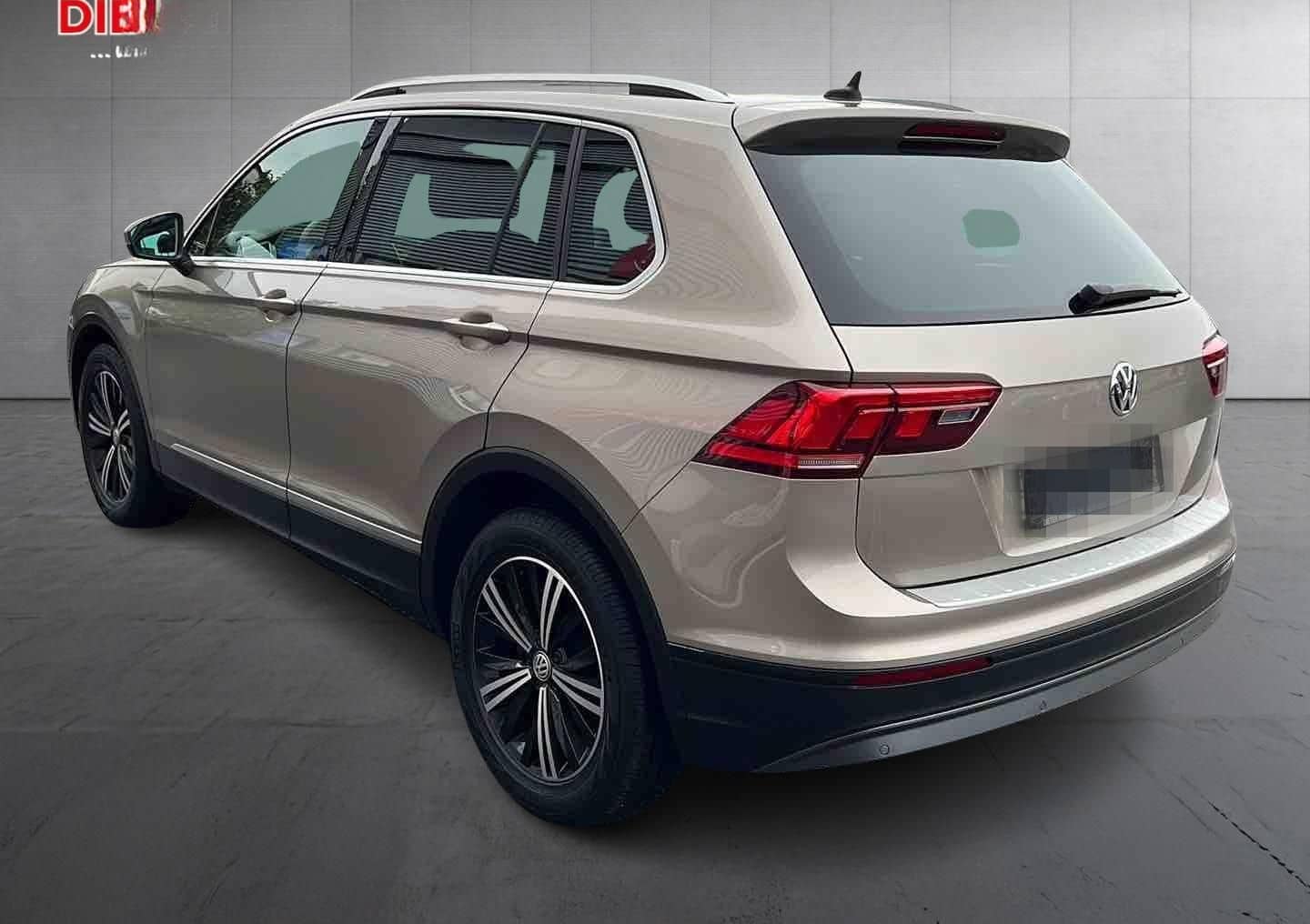 Volkswagen Tiguan 2.0 TDI DSG Comfortline *LED, App, ACC* foto 5