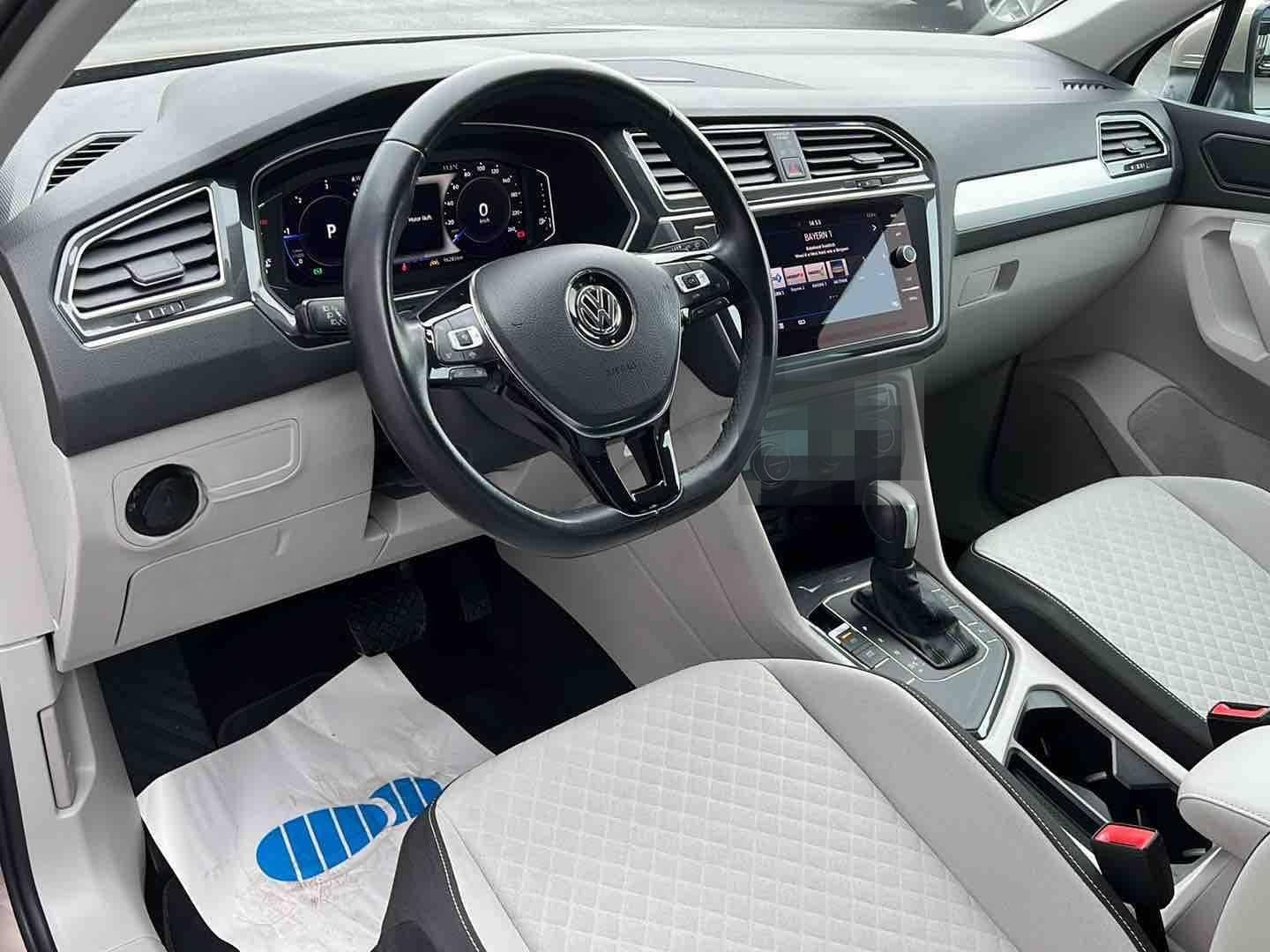 Volkswagen Tiguan 2.0 TDI DSG Comfortline *LED, App, ACC* foto 8