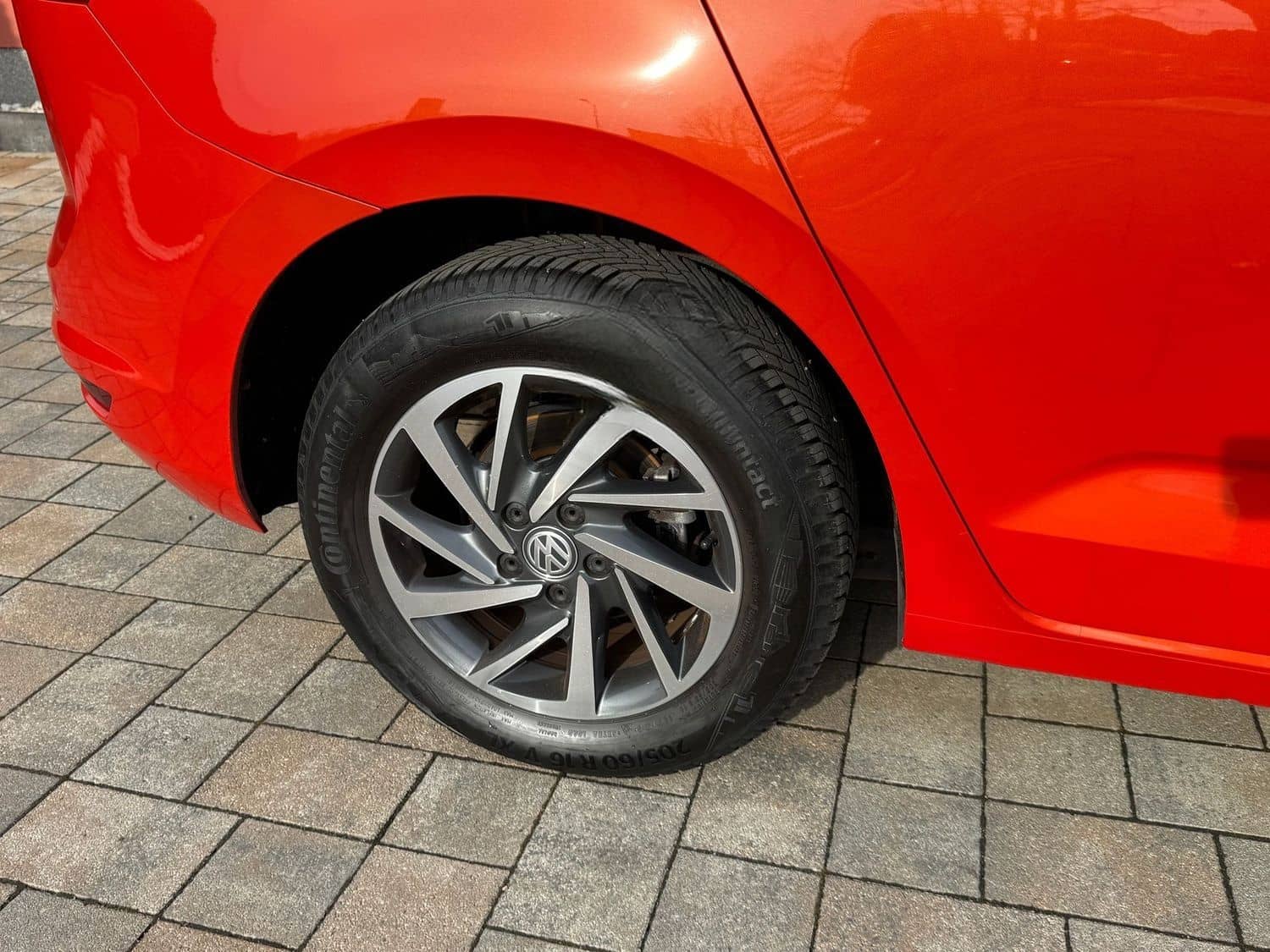 Volkswagen Touran Sound*DSG*7Sitze*Garantie*4xSitzheizung* foto 17