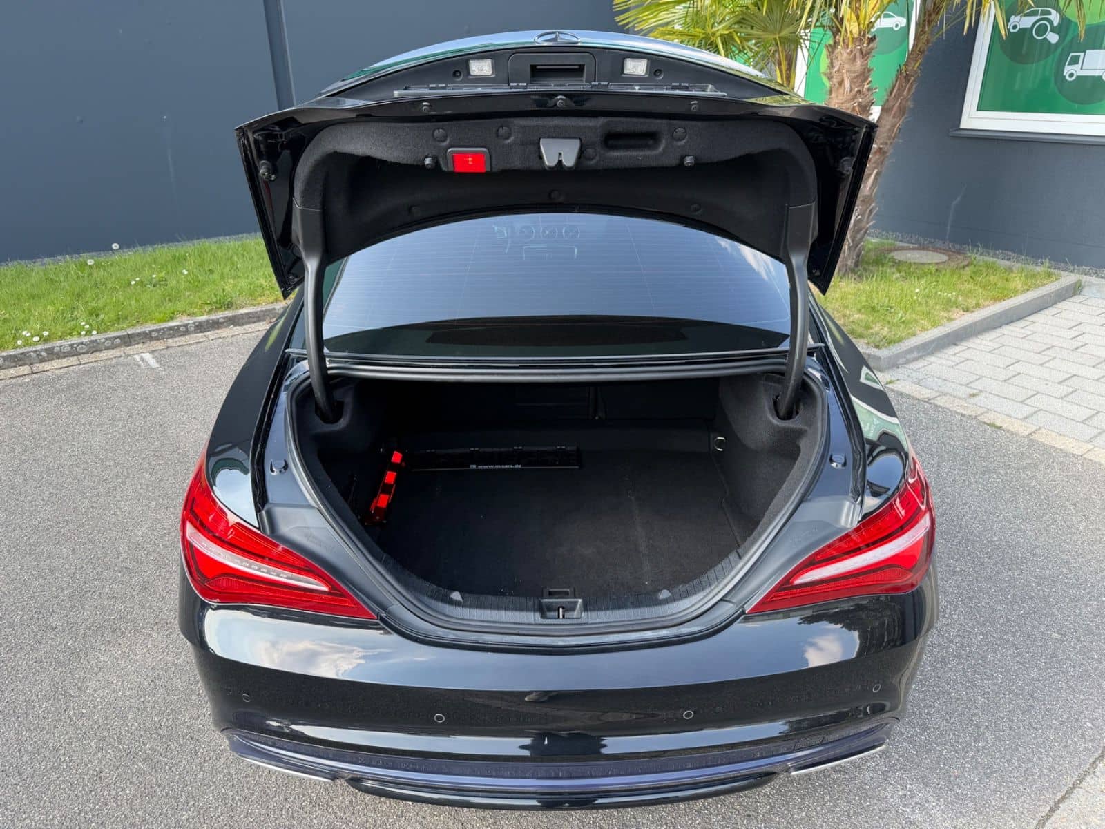 Mercedes-Benz CLA 180 AMG SHZ Klima Edition LED HP TFT 19Zoll foto 14