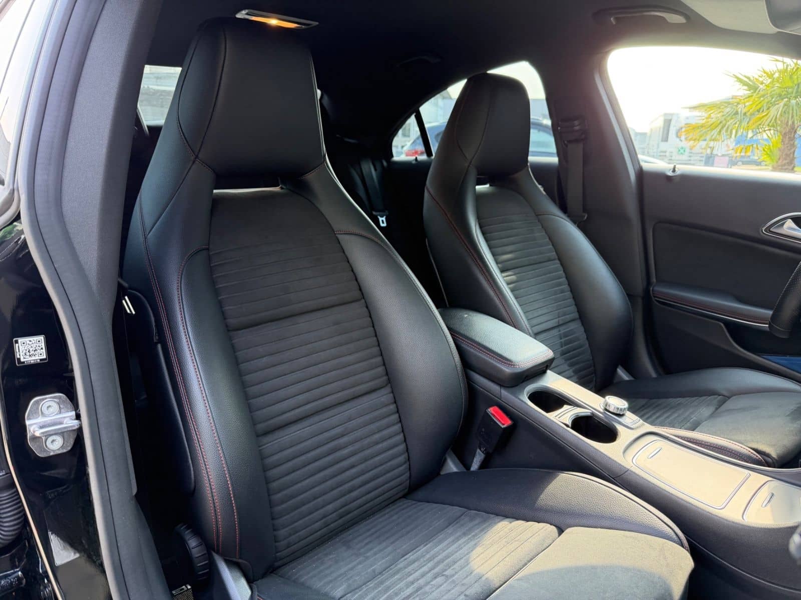 Mercedes-Benz CLA 180 AMG SHZ Klima Edition LED HP TFT 19Zoll foto 19