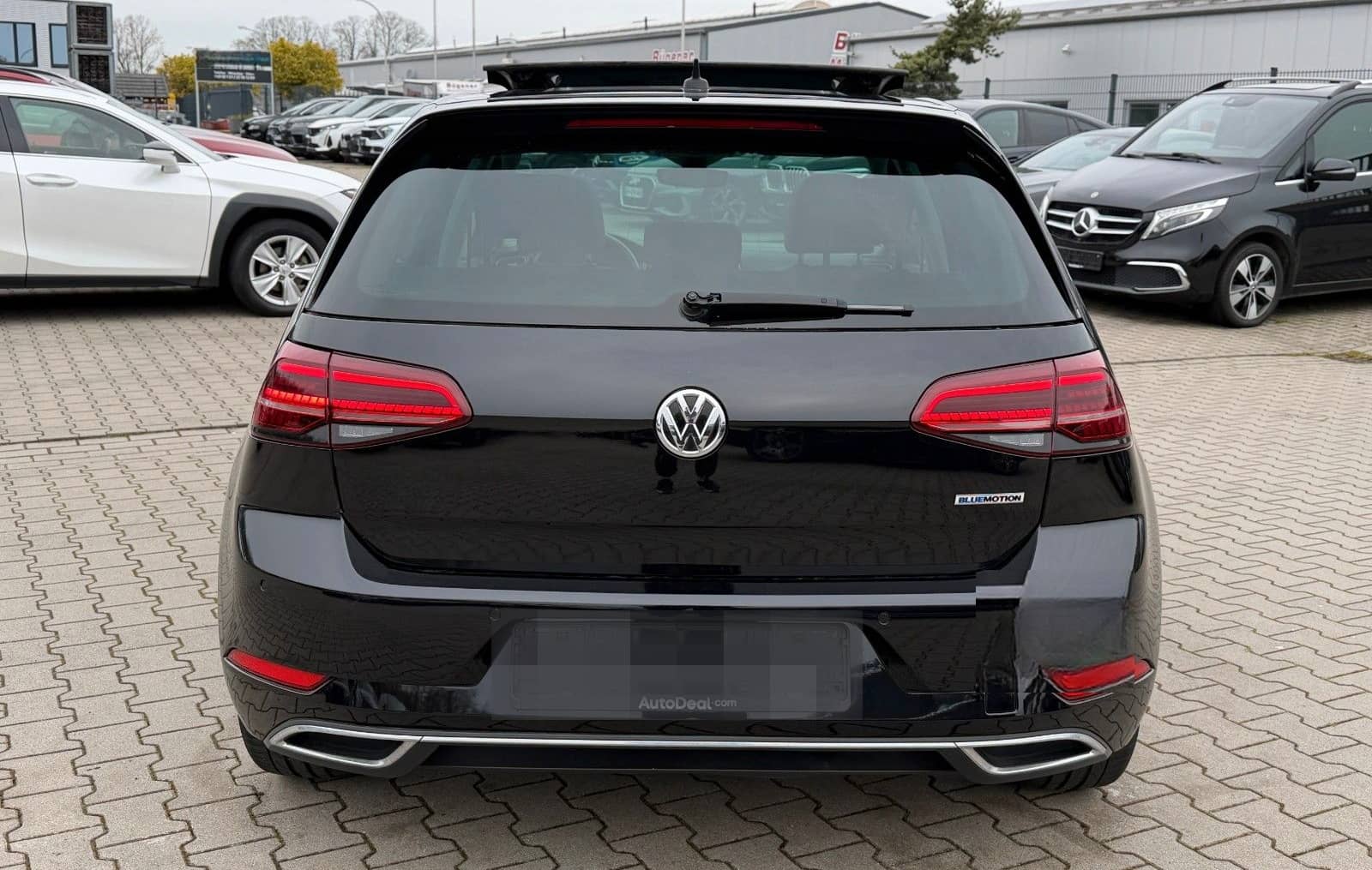 Volkswagen Golf 1.5 TSI High Exclusive *Panoramadach foto 5