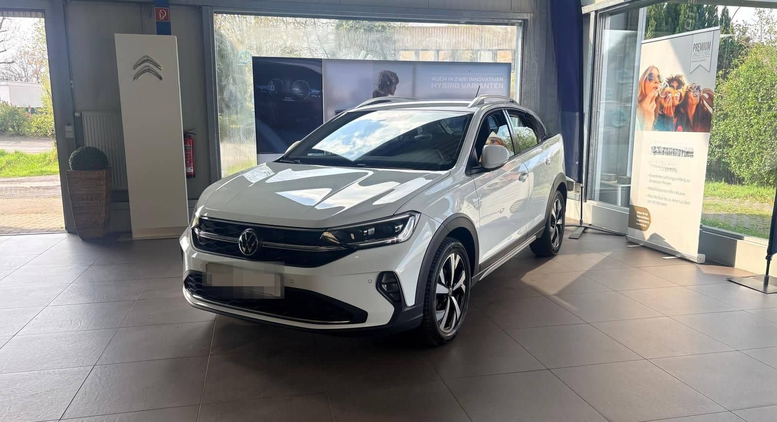 Volkswagen Taigo Style 1.5 TSI IQ.Light/SHZ/TEMPO/Carplay foto 1