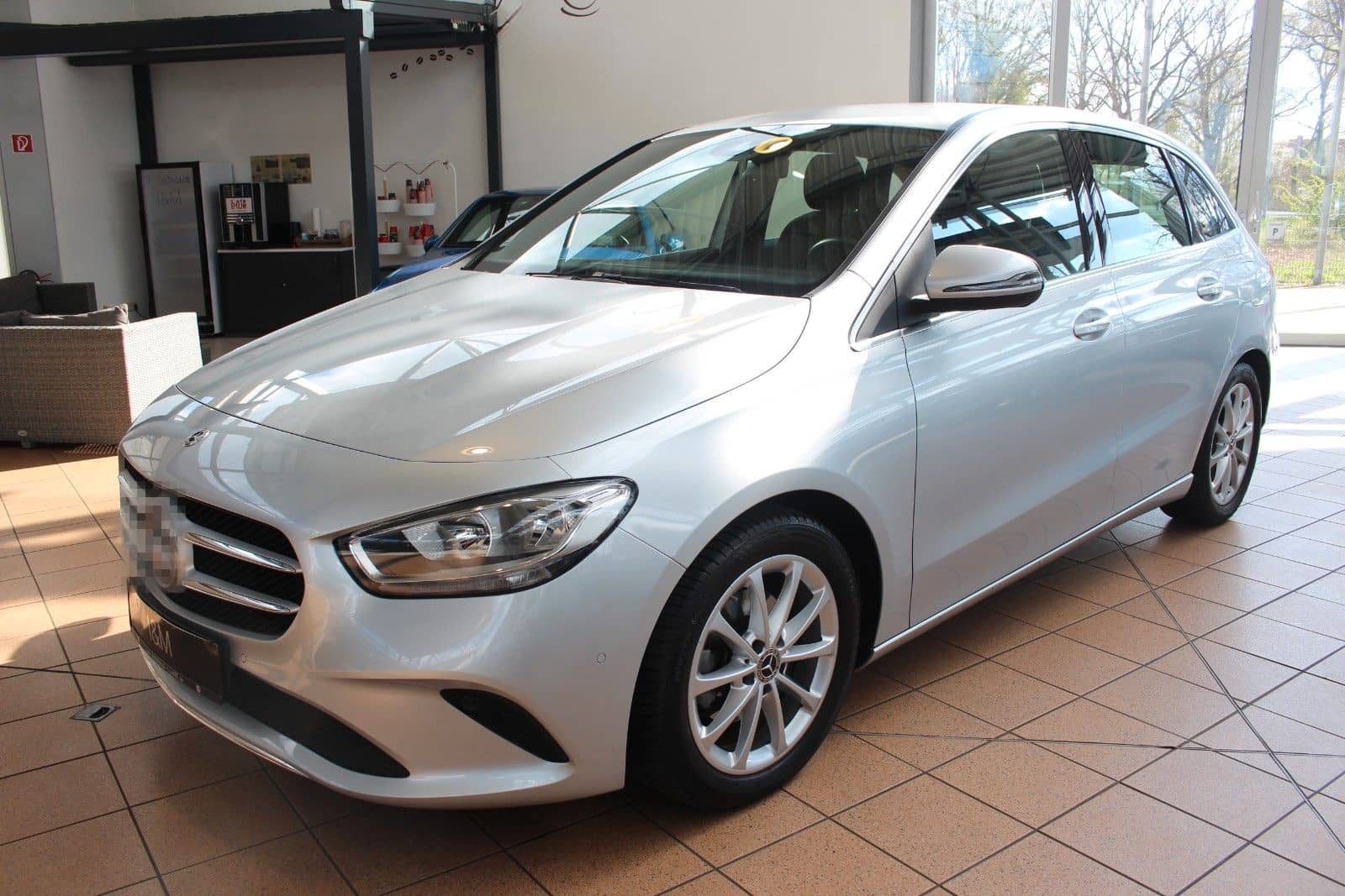 Mercedes-Benz B 180 B B 180 d+Autom+Navi+AHK+SHZ+ foto 2