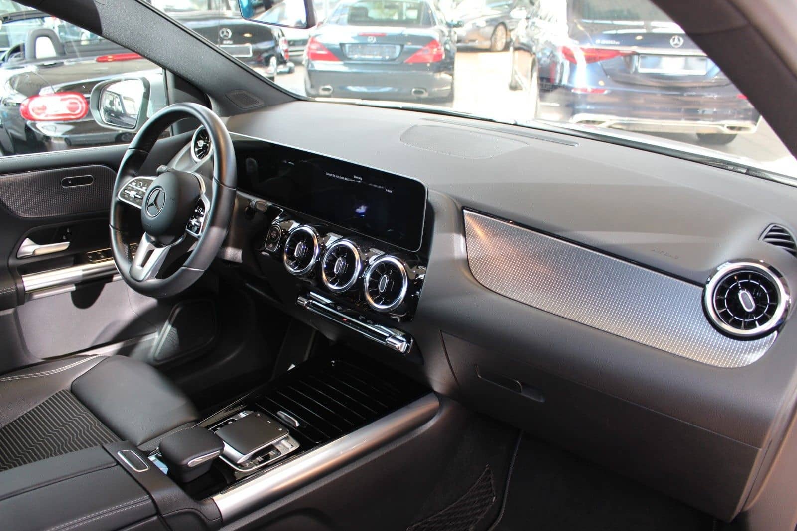 Mercedes-Benz B 180 B B 180 d+Autom+Navi+AHK+SHZ+ foto 18