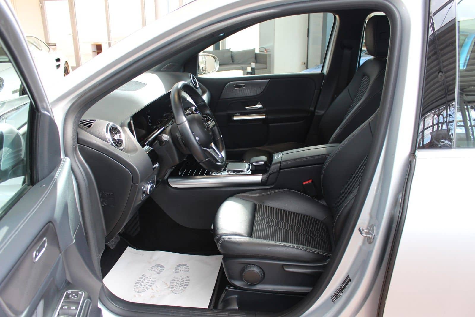 Mercedes-Benz B 180 B B 180 d+Autom+Navi+AHK+SHZ+ foto 10