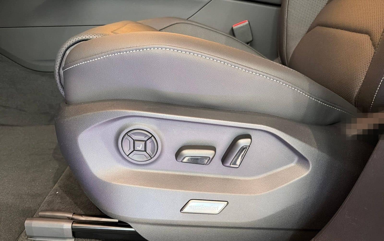 Volkswagen Touareg 3.0 TDI DSG Elegance AHK STANDH. HUD APP foto 12