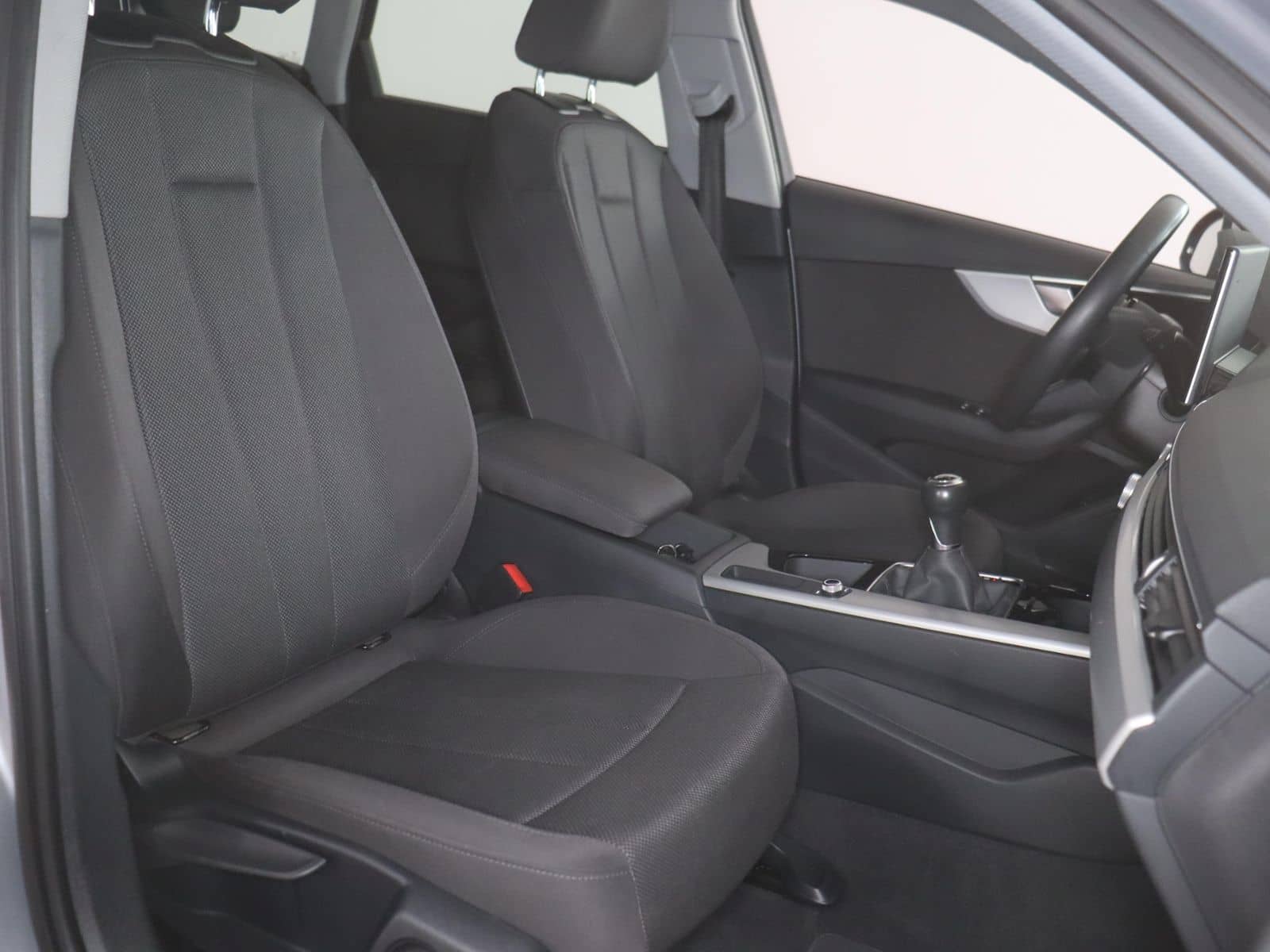 Audi A4 Avant 35TFSI 261,-ohne Anzahlung Navi AHK Sit foto 12