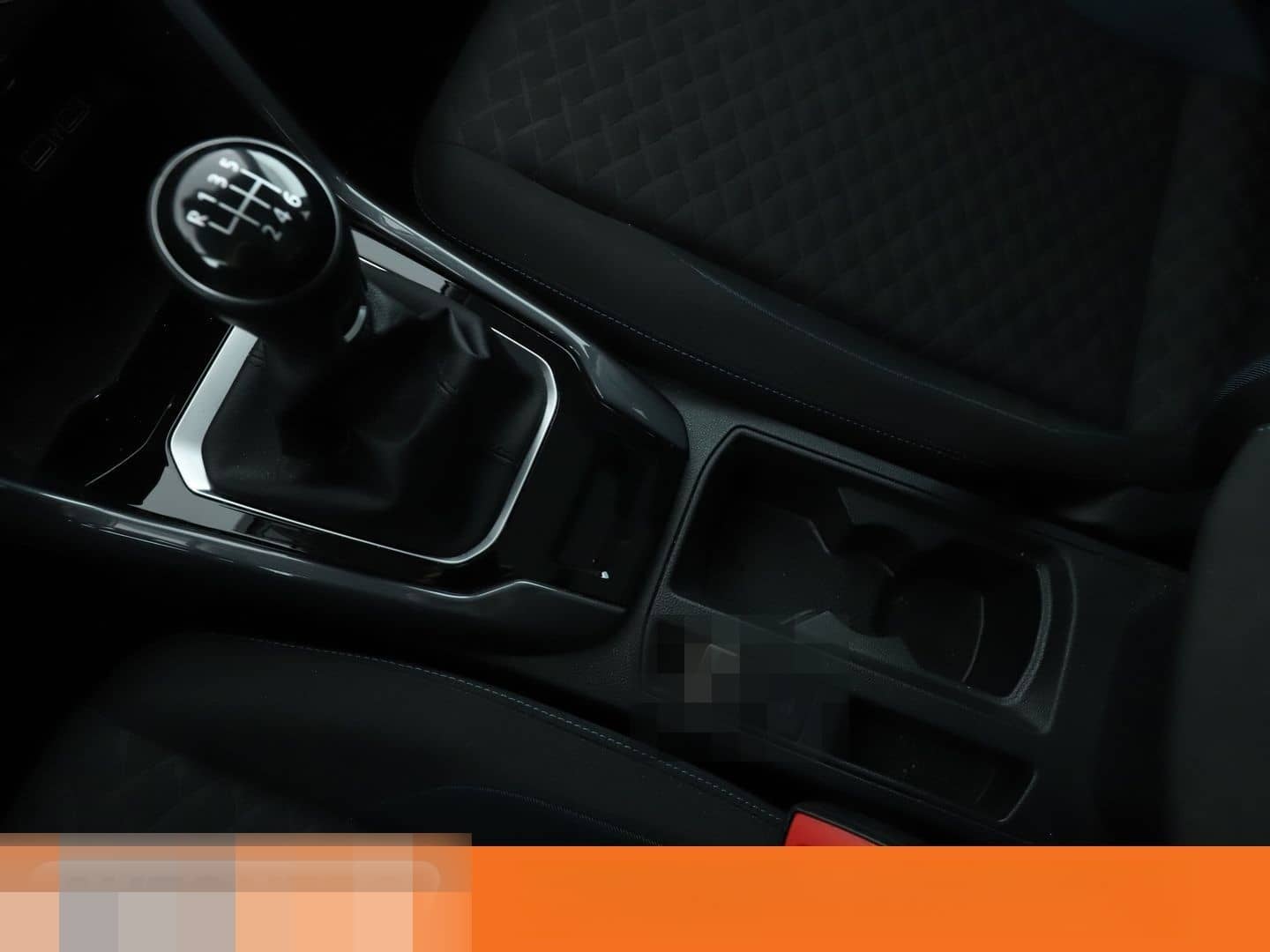 Volkswagen T-Roc 1.6 TDI IQ.DRIVE*NAVI*LED*ACC*SHZ* foto 24