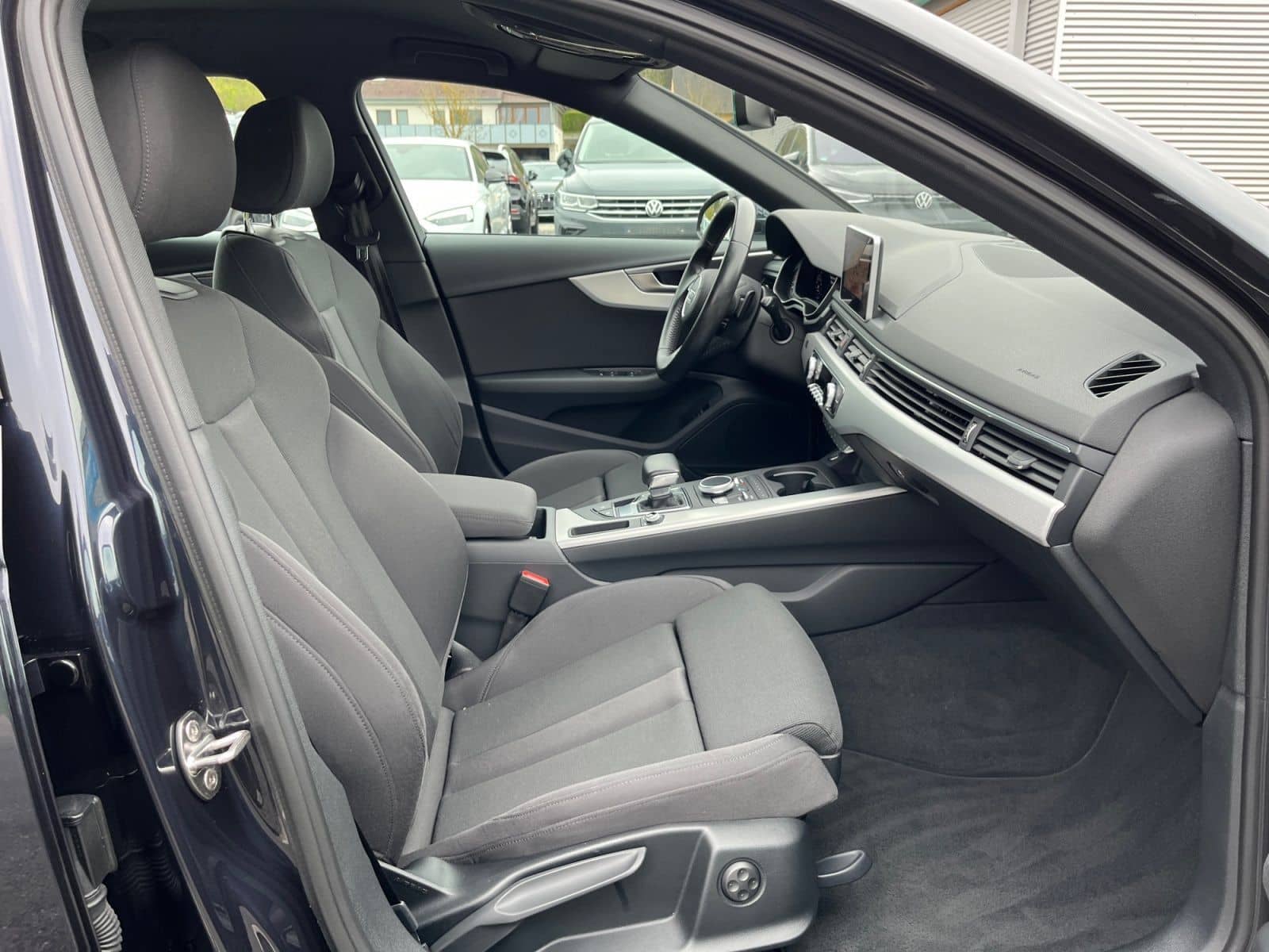 Audi A4 Avant S-LineSelect 2.0TFSI S-tronic/ LED, HuD foto 14