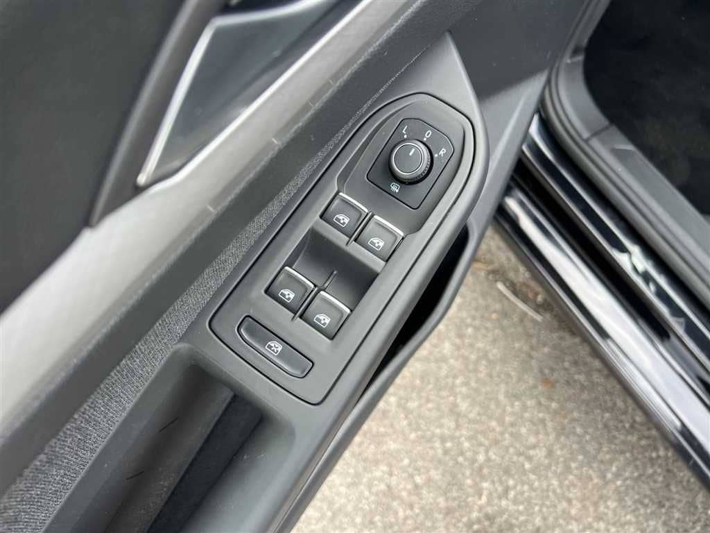 Volkswagen Golf Variant Life 1.0 TSI Winterpaket Standhz foto 15