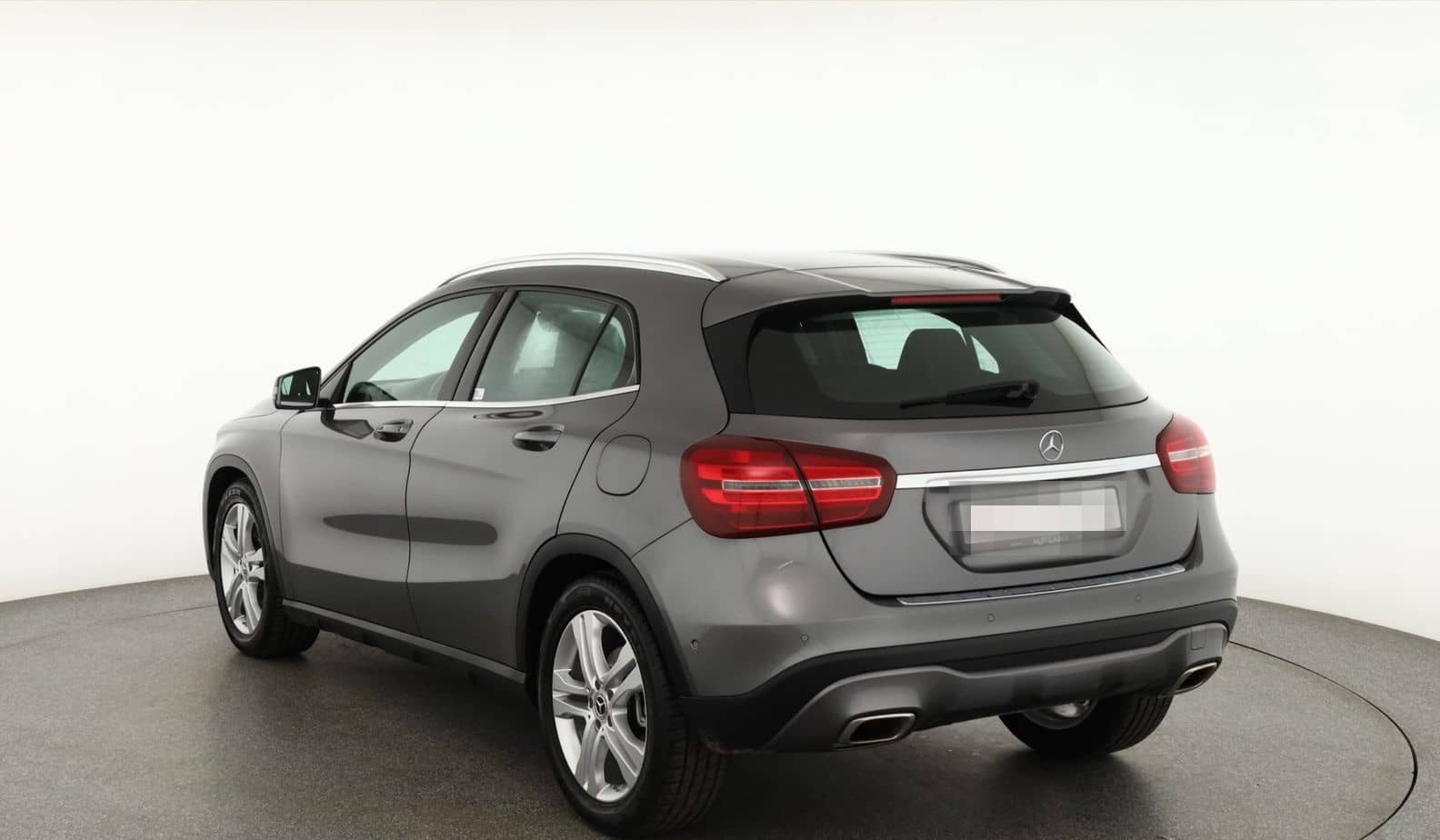 Mercedes-Benz GLA 180 LED Navi Sitzheizung Teilleder PDC ACC foto 3