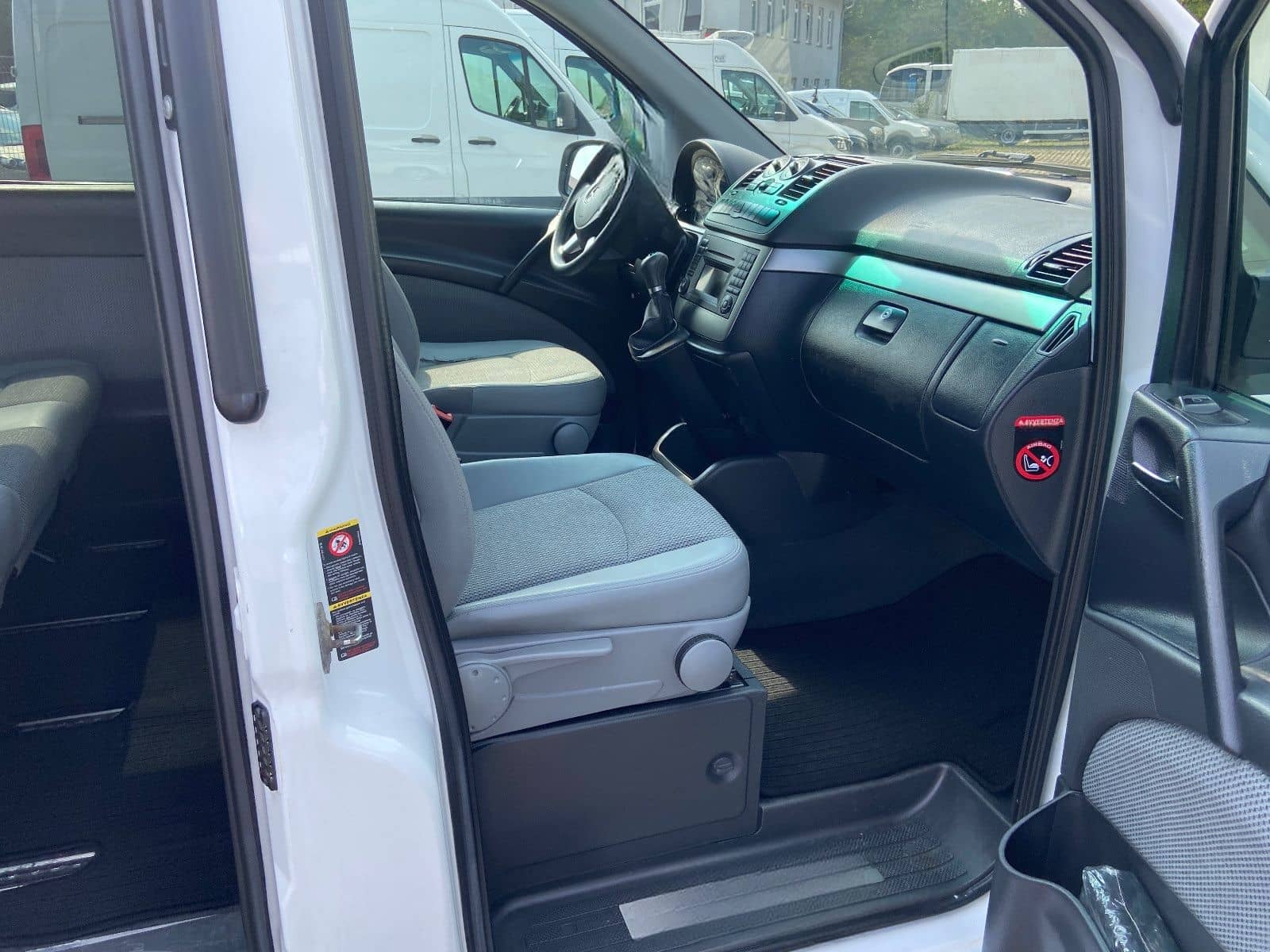 Mercedes-Benz Viano 2.2 ,Lang,4x4,2 x Sch.,16900 € Netto+MwSt foto 13