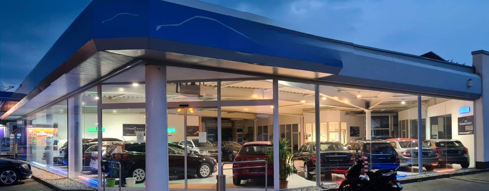 Volkswagen Tiguan 2.0TDI-4X4-AUTOM+AHK+KLIMAUTOM+NAV+1HAND foto 25