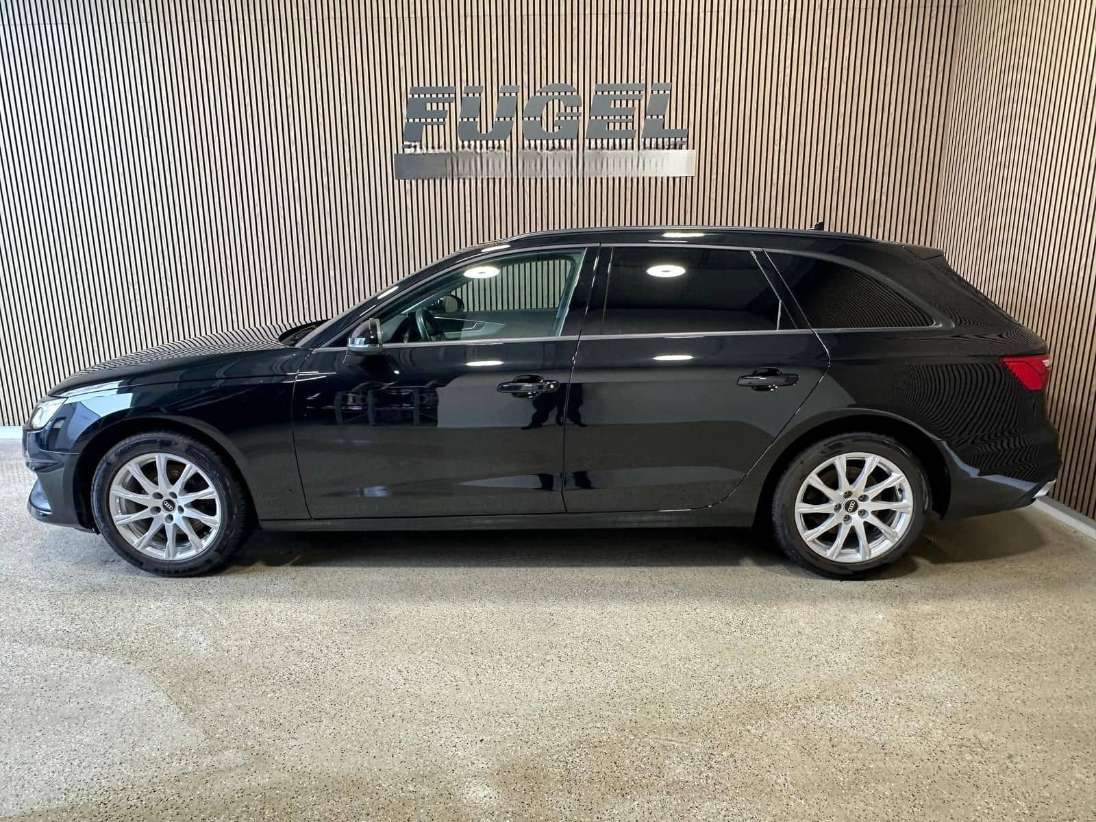 Audi A4 Avant 2.0 35 TFSI Navi|SHZ|LED foto 3