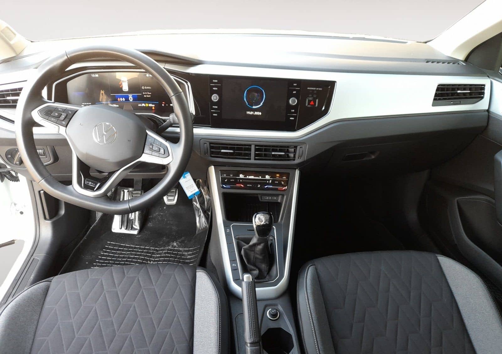 Volkswagen Taigo 1.0 TSI Goal Navi CarPlay SHZ PDC foto 9