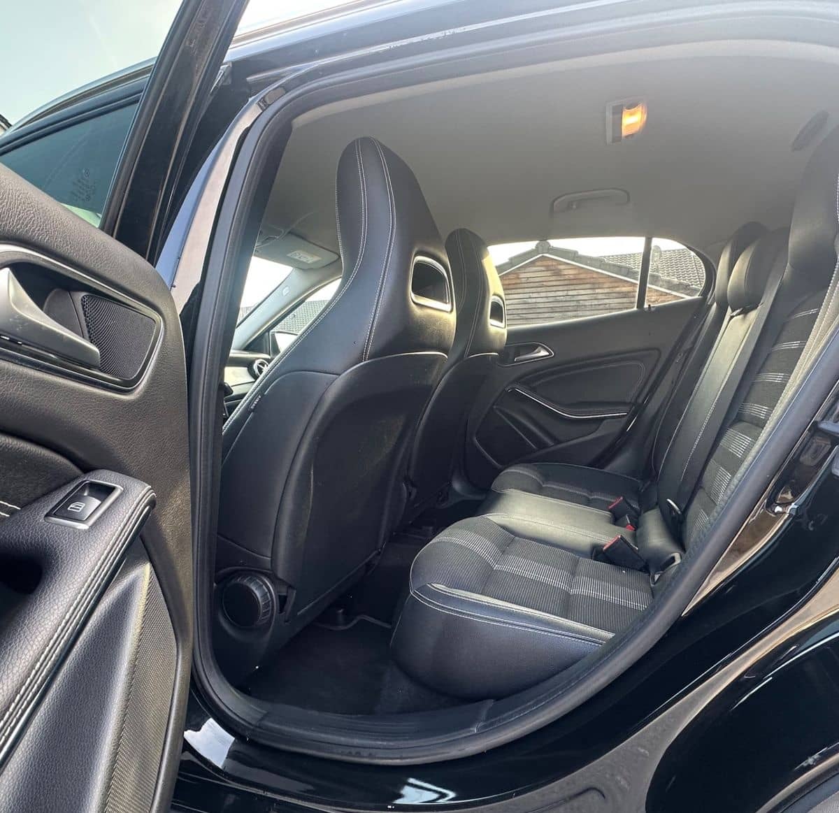 Mercedes-Benz GLA 220d 4Matic Urban-Navi-SZH-PDC-Rückfahrkamer foto 15