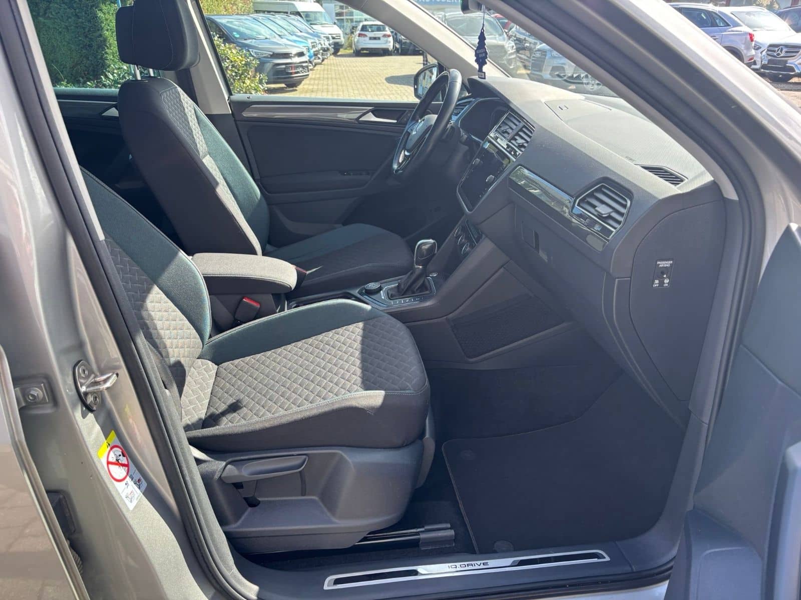 Volkswagen Tiguan IQ.DRIVE 4Motion+Automatik+Vollaustattung foto 14