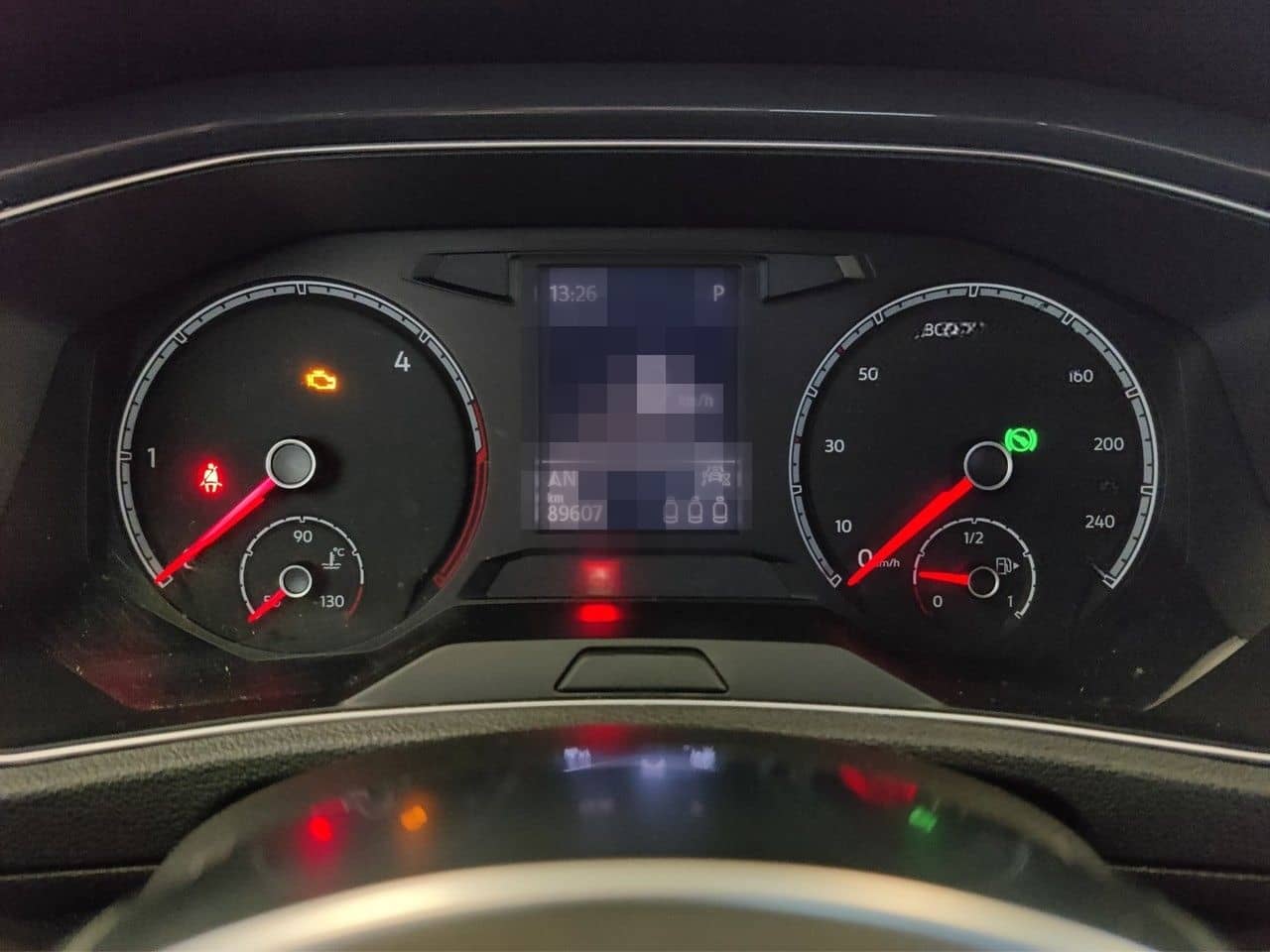 Volkswagen T-Roc 2.0 TDI DSG 4MOTION Sport, LED, ACC, Navi foto 12