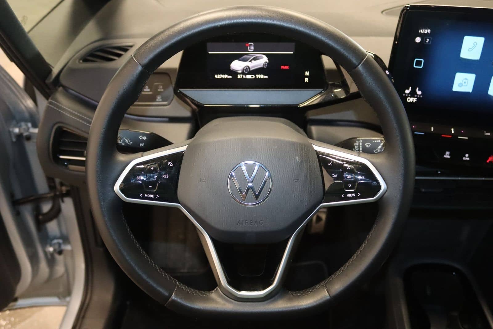 Volkswagen ID.3 Pro 62 kw/h-NAV-IQ-PANO-KAMERA-DCC-ACC-AHK- foto 5