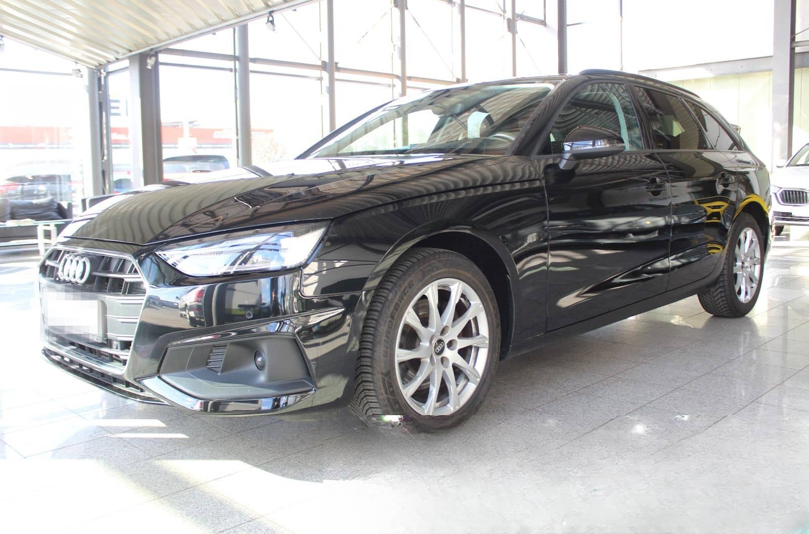Audi A4 Avant 35 TFSI S-Tron NAVI*KEY*SHZ*LED*APS*LED foto 1
