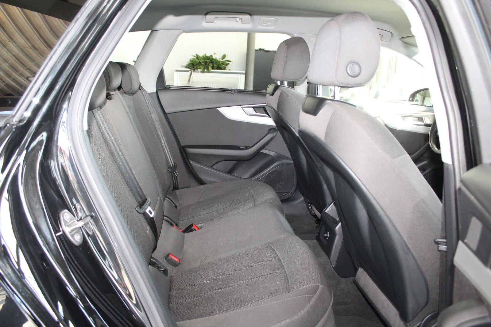 Audi A4 Avant 35 TFSI S-Tron NAVI*KEY*SHZ*LED*APS*LED foto 12