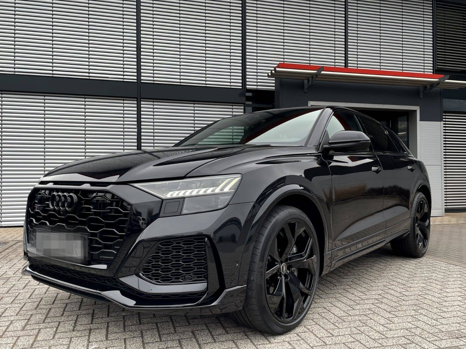 Audi RS Q8 4.0 TFSI qu. BLACK MATRIX DYNAMIK HUD PANO foto 1