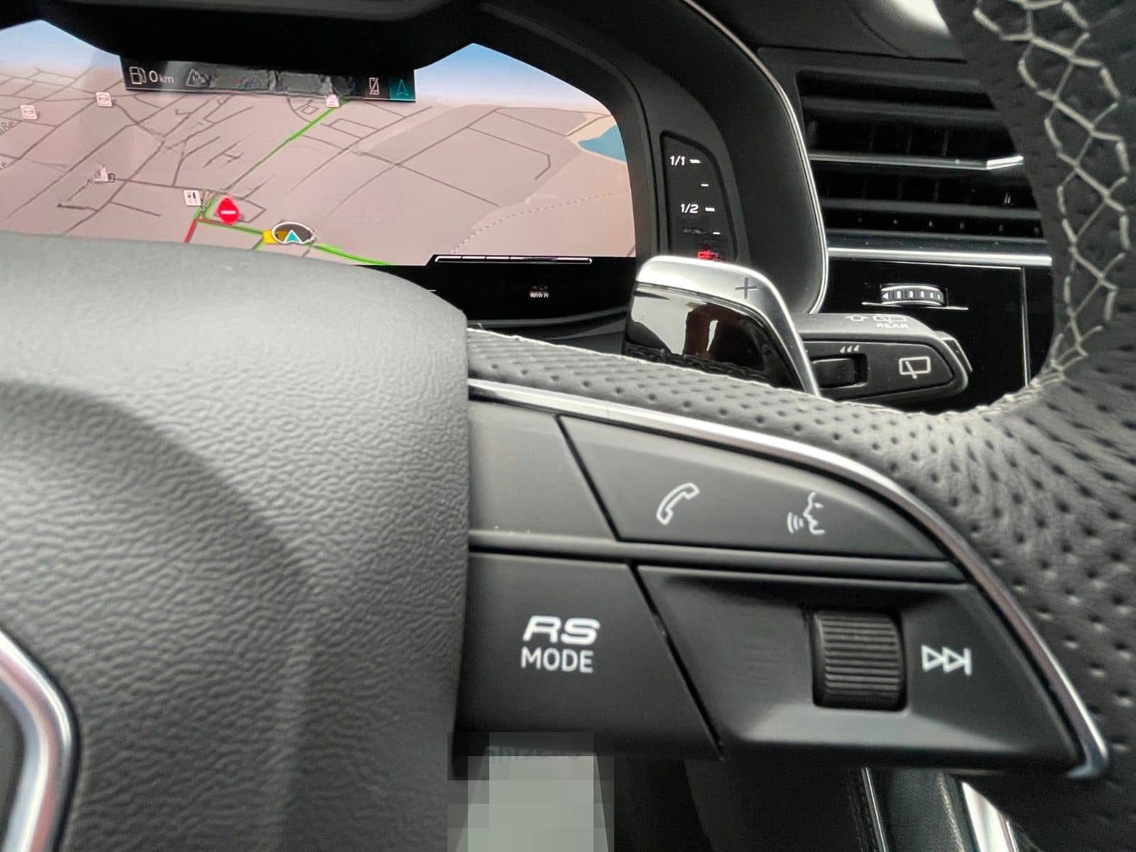 Audi RS Q8 4.0 TFSI qu. BLACK MATRIX DYNAMIK HUD PANO foto 12