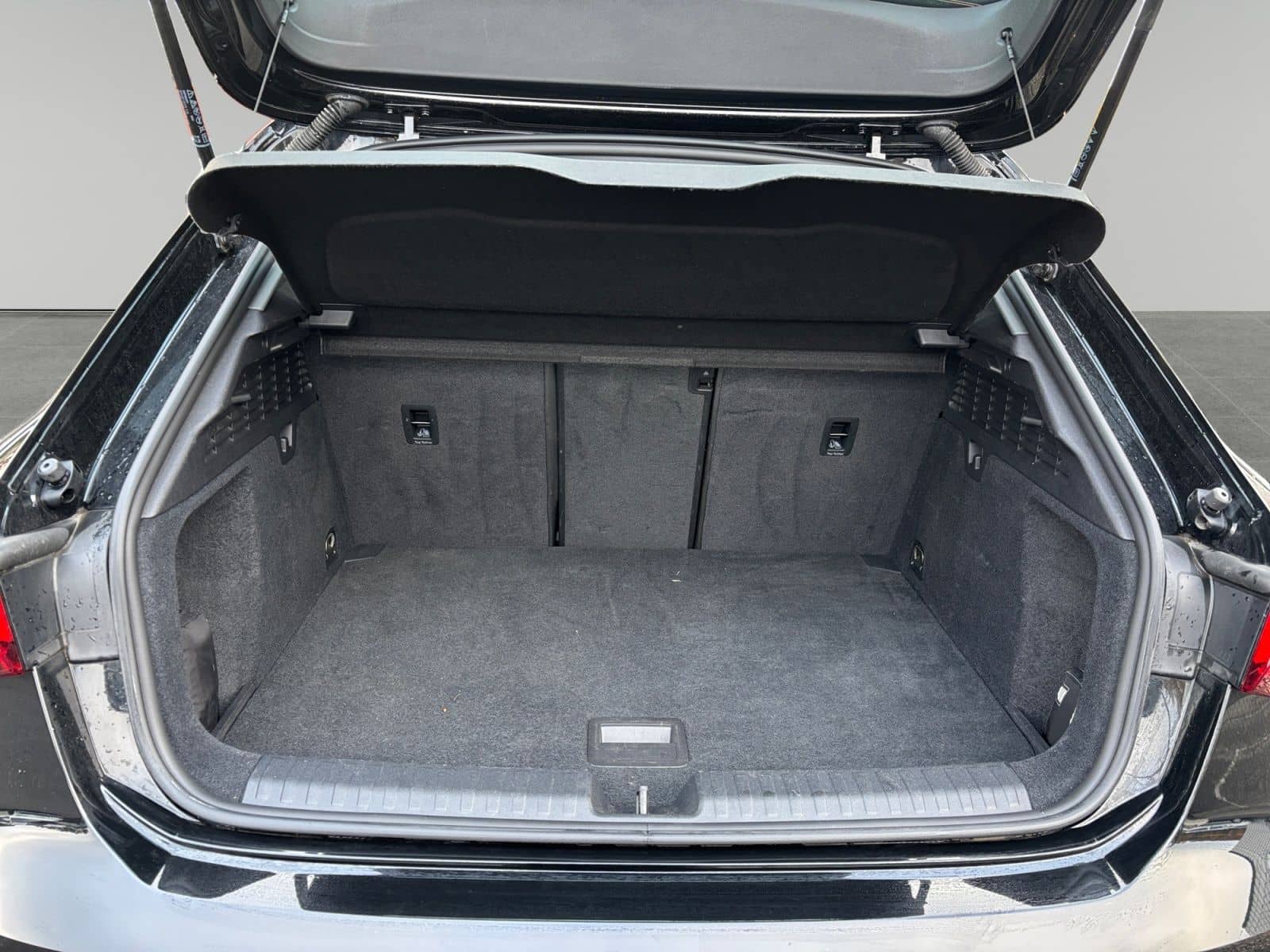 Audi A3 Sportback 30 TDI advanced foto 12