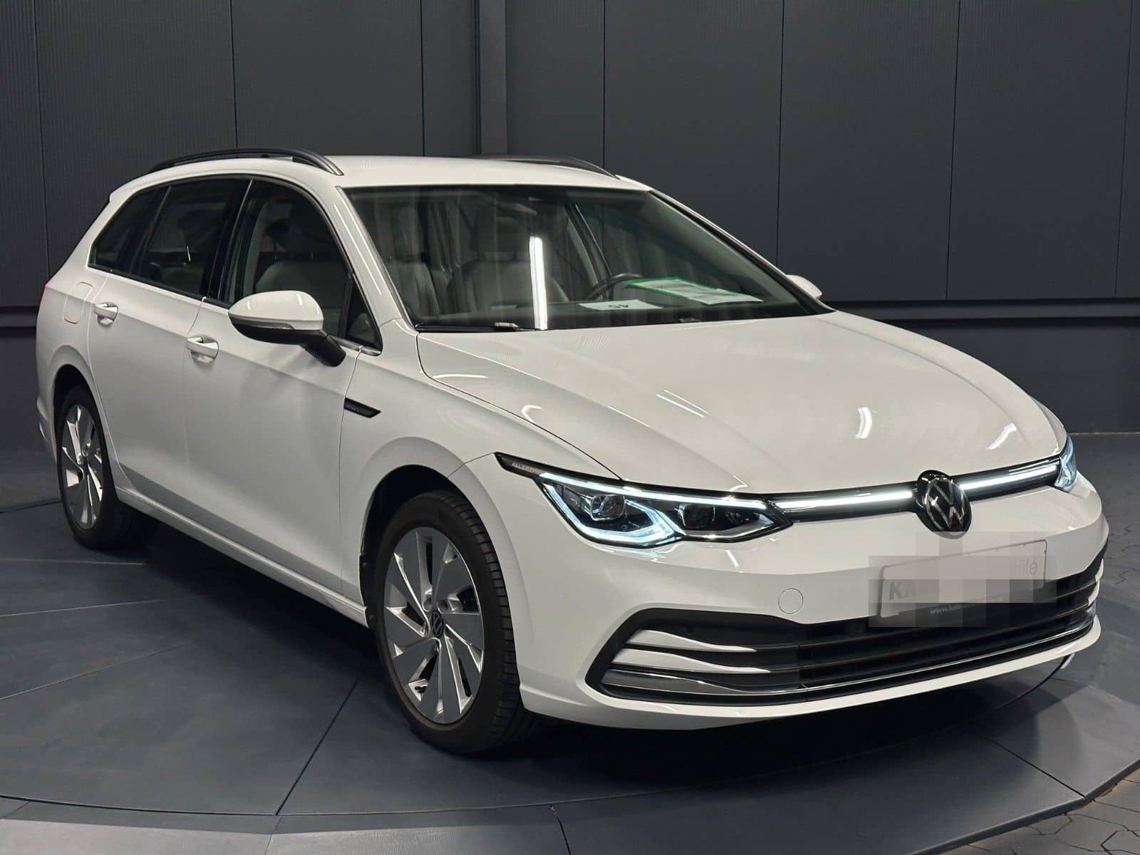 Volkswagen Golf Variant 1.5 eTSI Style *Standhzg*AHK*H&K*IQ foto 2