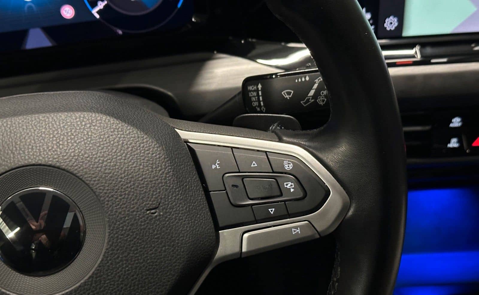 Volkswagen Golf Variant 1.5 eTSI Style *Standhzg*AHK*H&K*IQ foto 19
