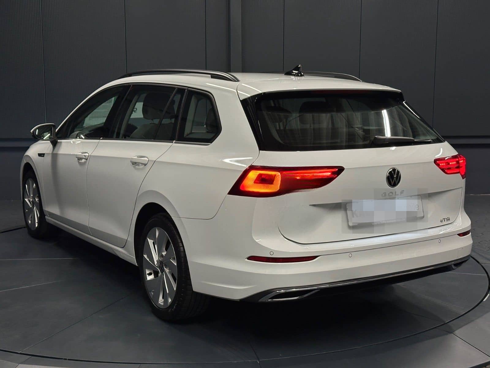 Volkswagen Golf Variant 1.5 eTSI Style *Standhzg*AHK*H&K*IQ foto 5