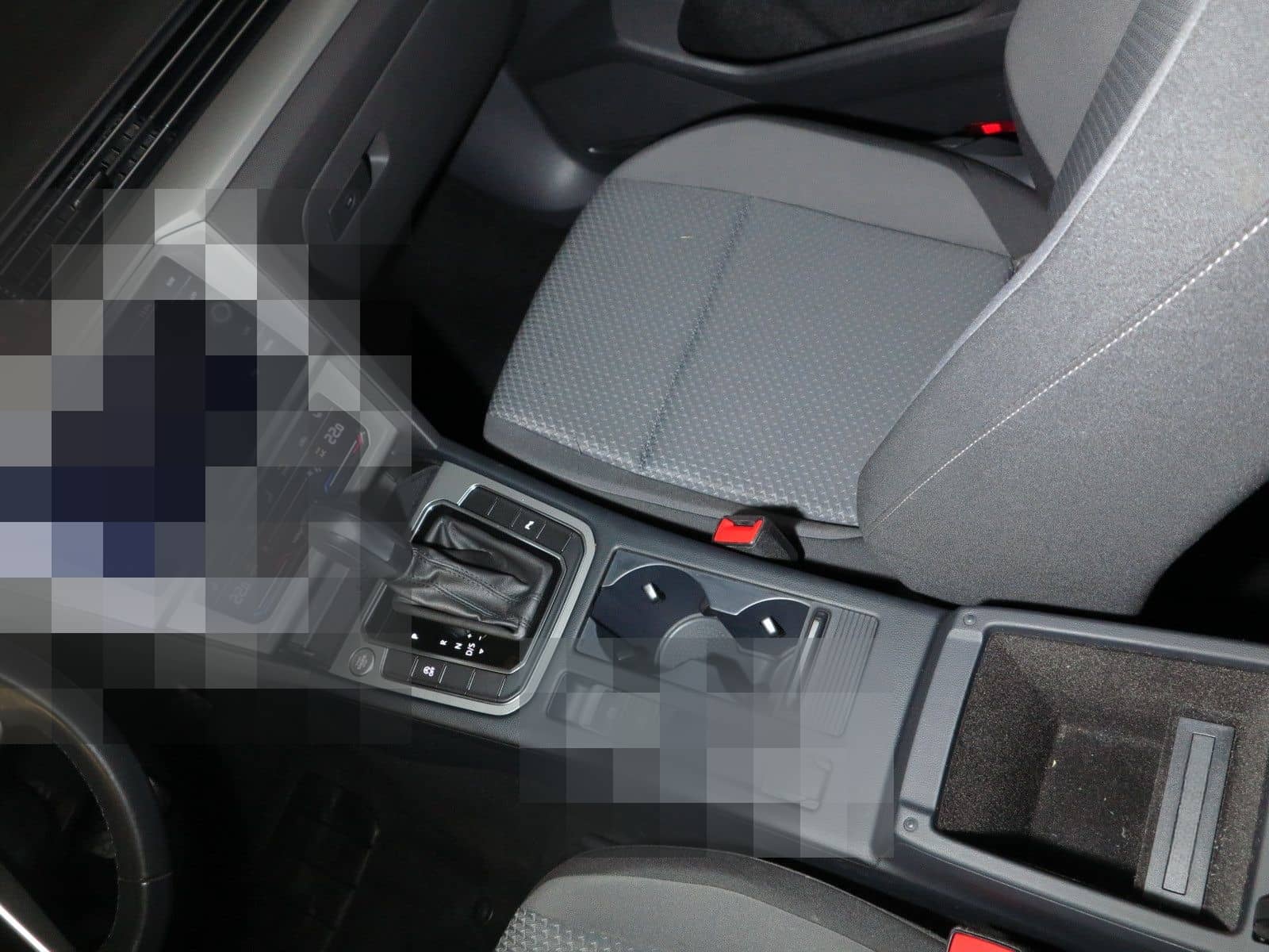 Volkswagen Passat Variant 2.0 TDI SCR DSG7 Navi DAB ACC foto 19