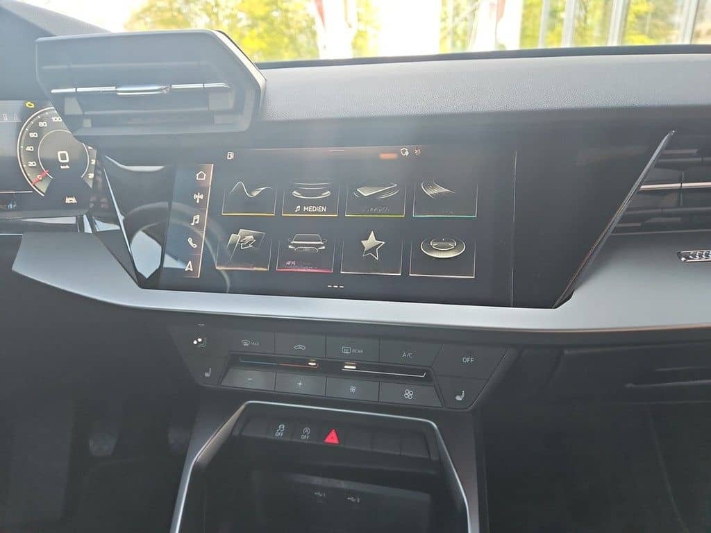 Audi A3 Sportback 30 TFSI *Navi* foto 11