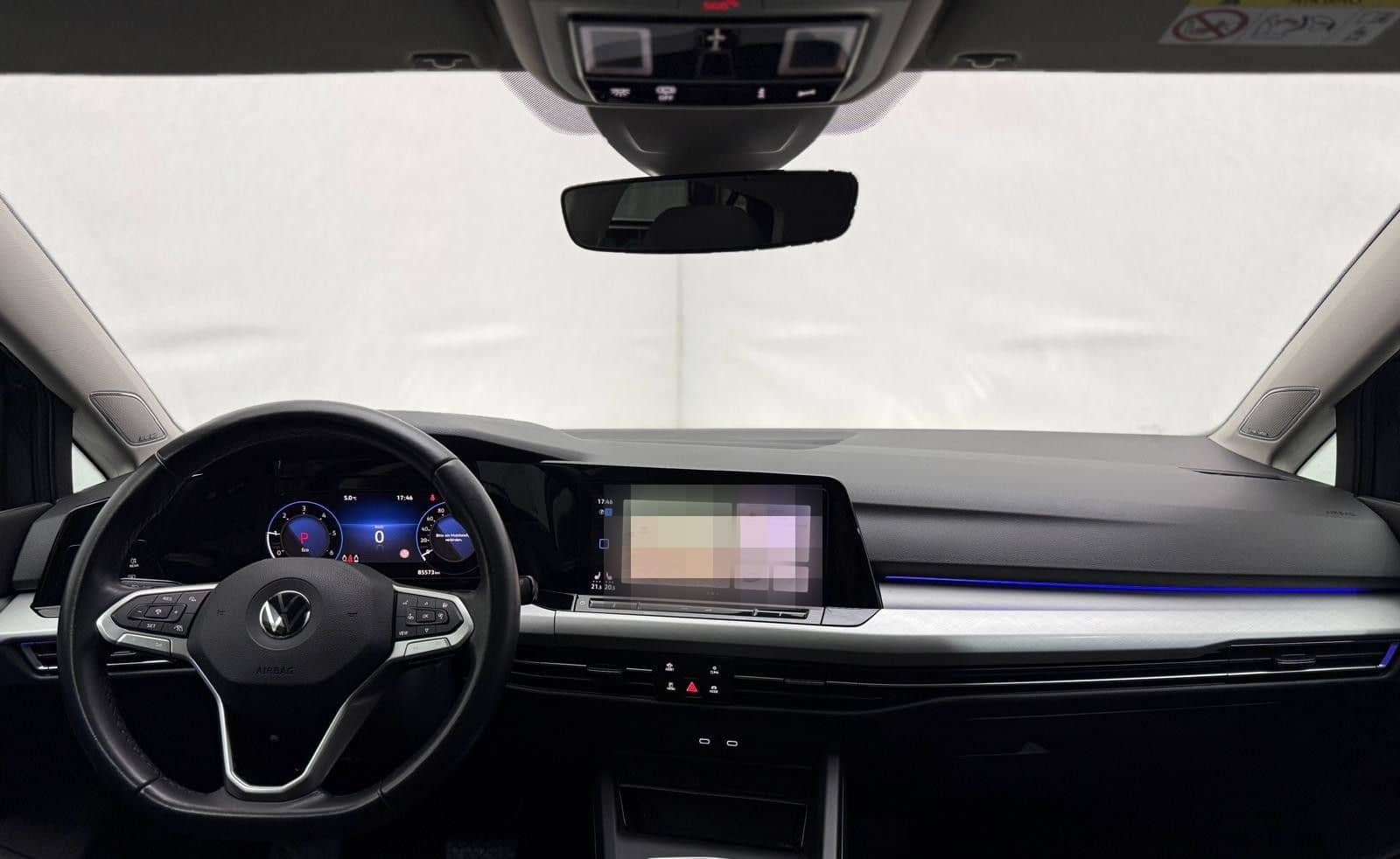 Volkswagen Golf Life 2,0 TDI STHZ Keyless ACC Navi LED  foto 23