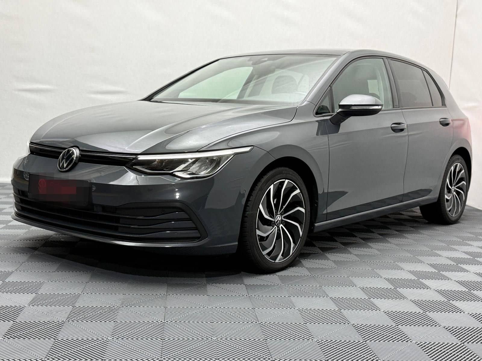 Volkswagen Golf Life 2,0 TDI STHZ Keyless ACC Navi LED  foto 4