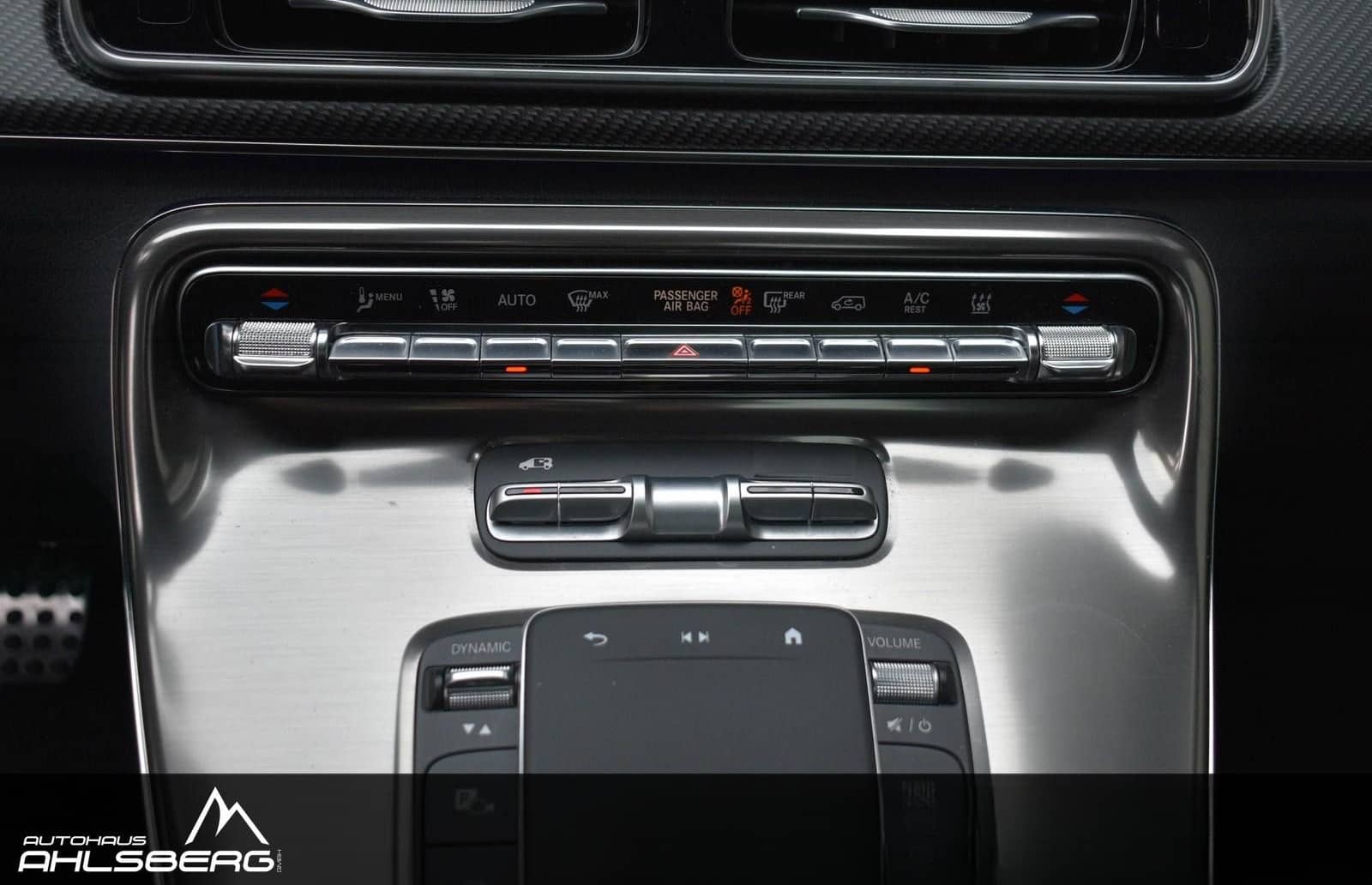 Mercedes-Benz V 300 d 4M EXCLUSIVE AMG DIST/360°/PANO/STAND/AI foto 24