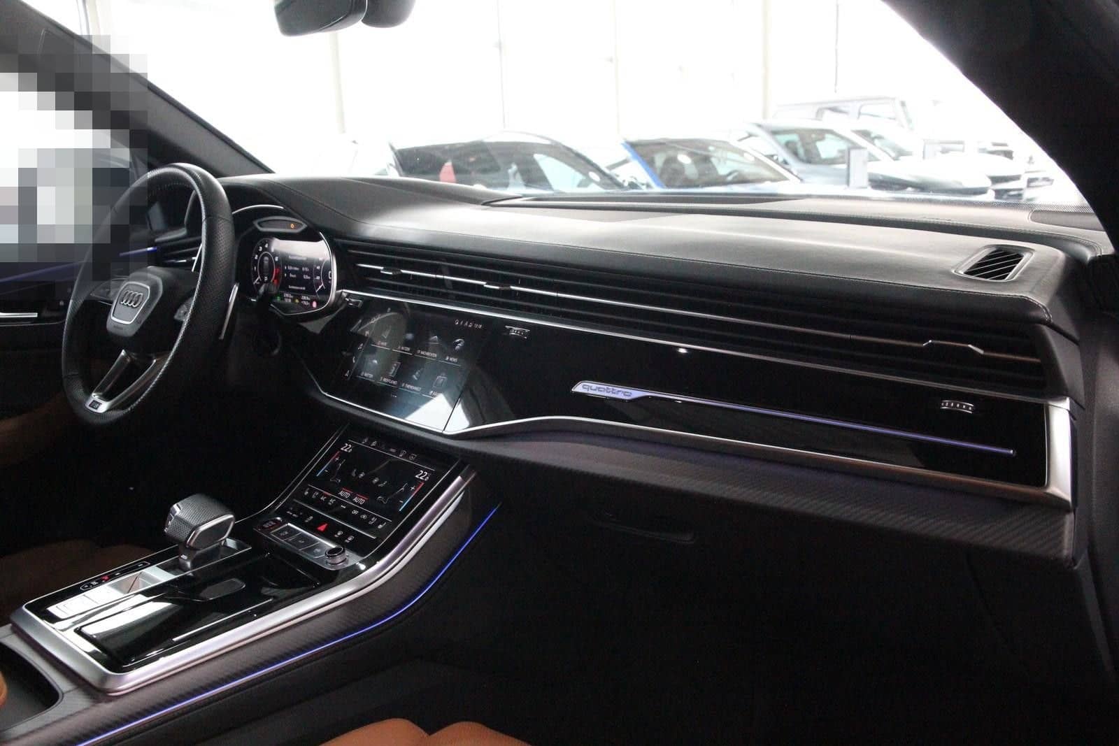 Audi RS Q8 4.0 TFSI quattro *PANO*HEAD-UP*B&O* foto 16