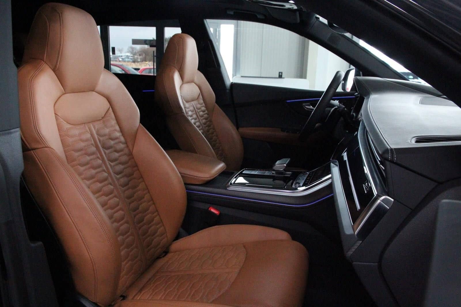 Audi RS Q8 4.0 TFSI quattro *PANO*HEAD-UP*B&O* foto 18