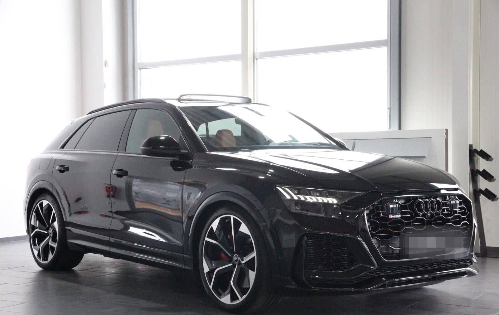 Audi RS Q8 4.0 TFSI quattro *PANO*HEAD-UP*B&O* foto 4
