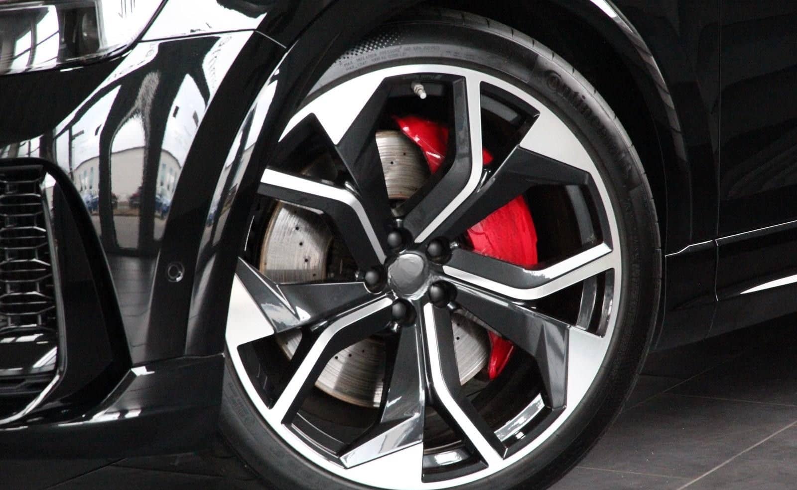 Audi RS Q8 4.0 TFSI quattro *PANO*HEAD-UP*B&O* foto 7