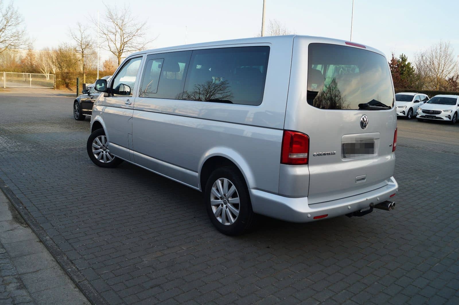 Volkswagen T5 Caravelle Comfortlin Lang DSG Aut Webasto AHK foto 4