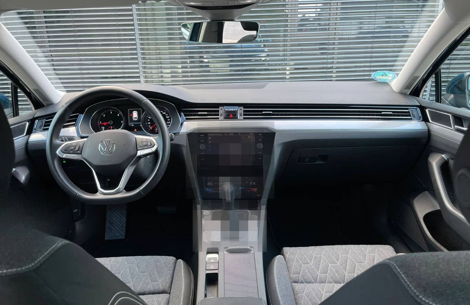 Volkswagen Passat Variant Business 2.0 | AHK foto 6