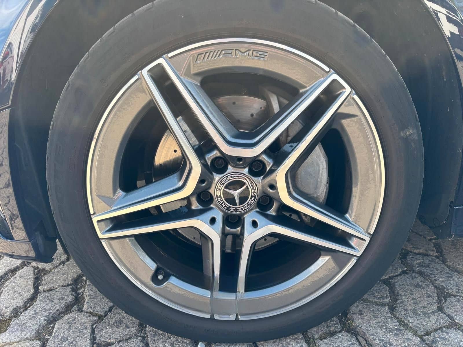 Mercedes-Benz AMG Line | Standheizung | LED | Navi | CarPlay foto 21