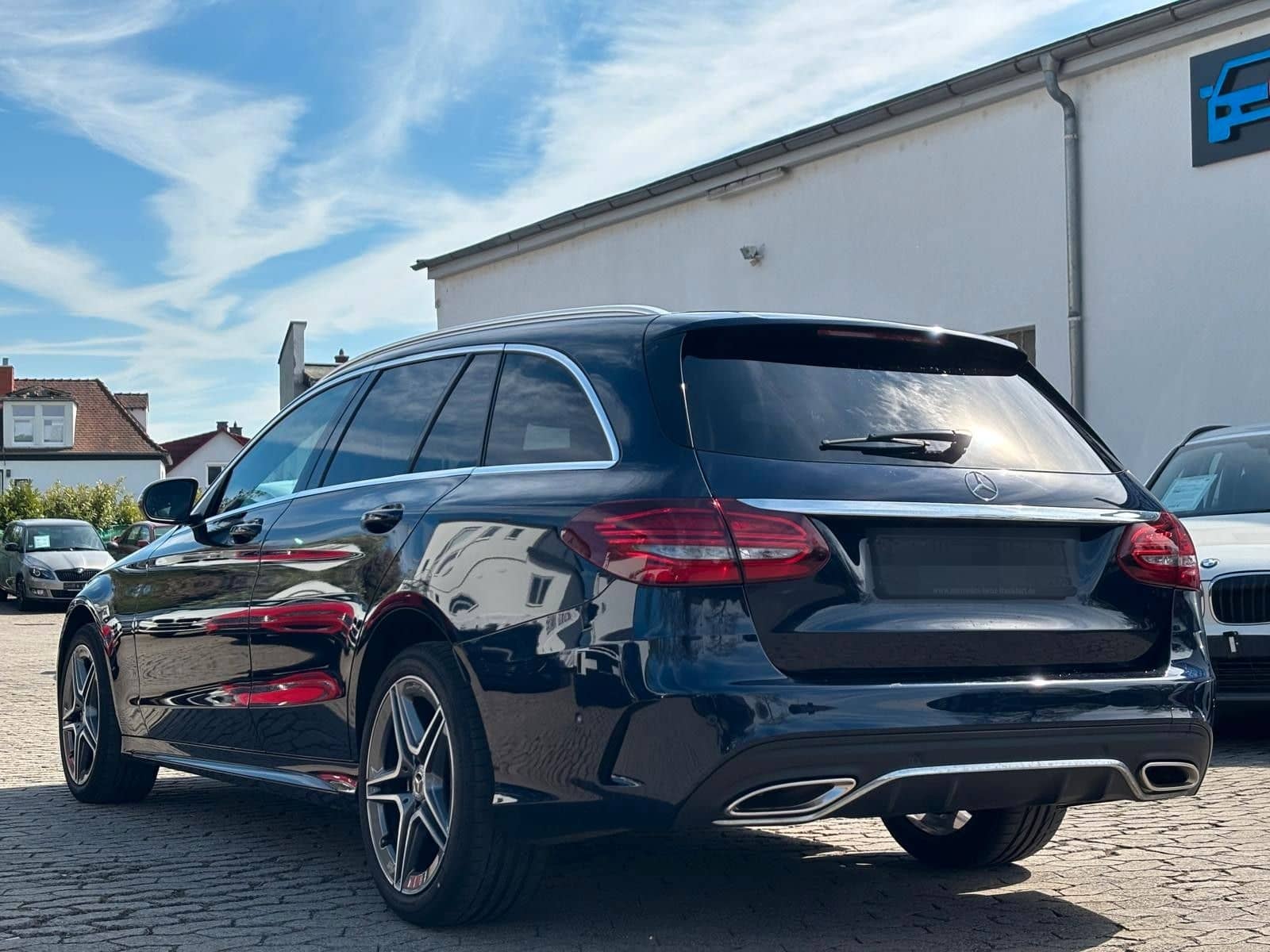 Mercedes-Benz AMG Line | Standheizung | LED | Navi | CarPlay foto 9